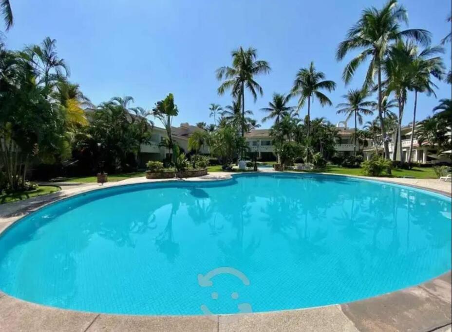 Hermoso Apartamento En Manzanillo Con Alberca Y Cancha De Tenis, Ideal Para Relajarse Y Disfrutar De Una Escapada Tranquila En El Paraiso Tropical Zewnętrze zdjęcie