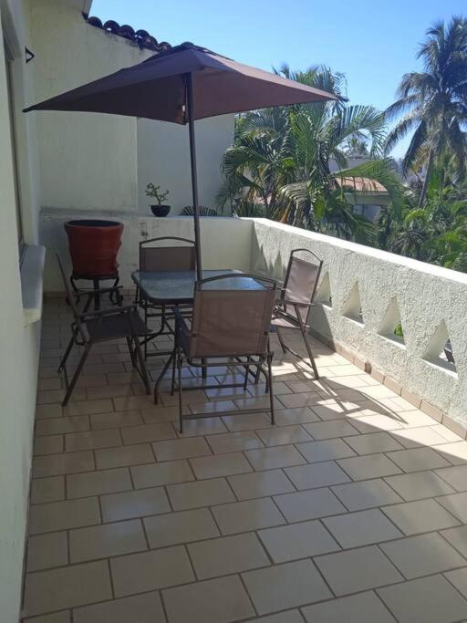Hermoso Apartamento En Manzanillo Con Alberca Y Cancha De Tenis, Ideal Para Relajarse Y Disfrutar De Una Escapada Tranquila En El Paraiso Tropical Zewnętrze zdjęcie