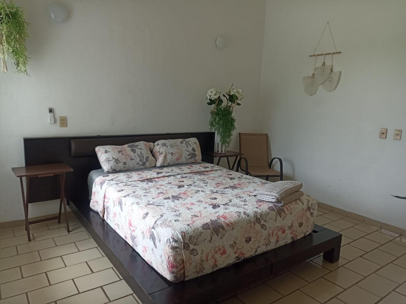 Hermoso Apartamento En Manzanillo Con Alberca Y Cancha De Tenis, Ideal Para Relajarse Y Disfrutar De Una Escapada Tranquila En El Paraiso Tropical Zewnętrze zdjęcie